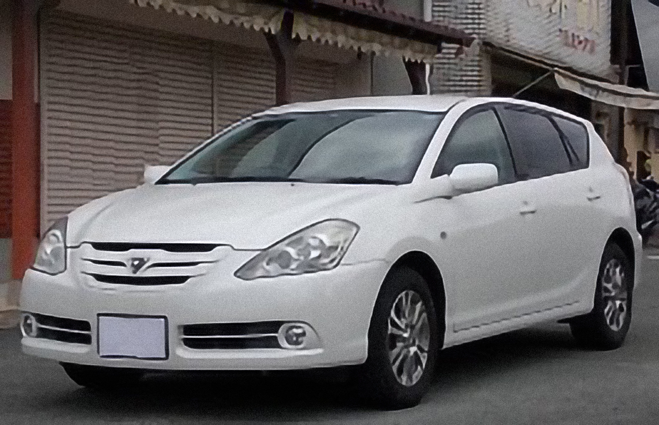 Toyota Caldina 2 – årsmodell 2002 i bild Bild på Toyota Caldina 2 – årsmodell 2002