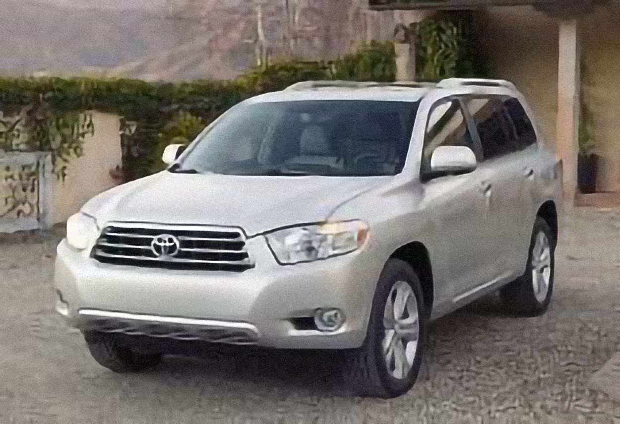 Toyota Highlander Hybrid – årsmodell 2008 i bild Bild på Toyota Highlander Hybrid – årsmodell 2008