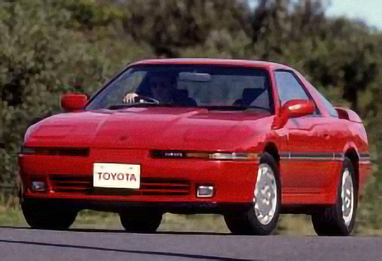 Toyota Supra 3 – årsmodell 1988 i bild Bild på Toyota Supra 3 – årsmodell 1988