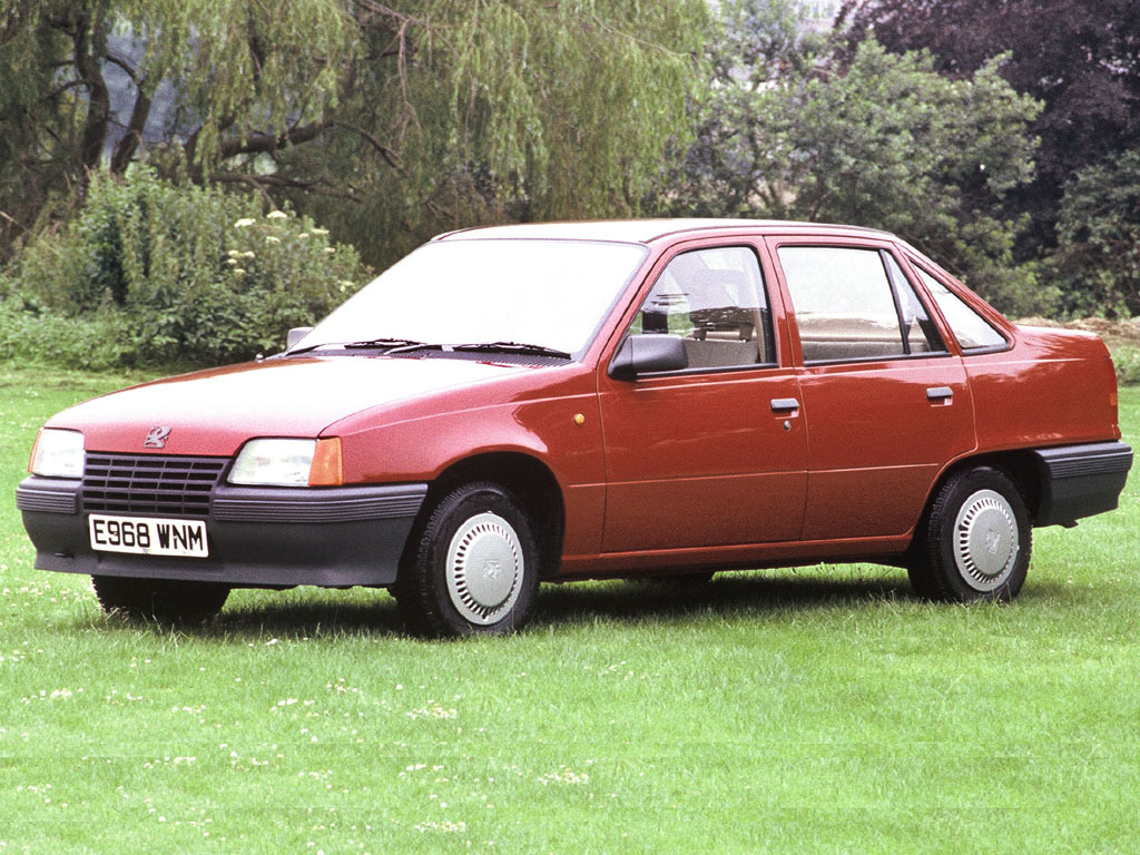 Vauxhall Belmont – årsmodell 1988 i bild Bild på Vauxhall Belmont – årsmodell 1988