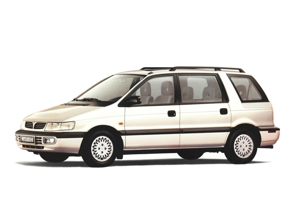 Mitsubishi Space Wagon 2 – årsmodell 1995 i bild Bild på Mitsubishi Space Wagon 2 – årsmodell 1995
