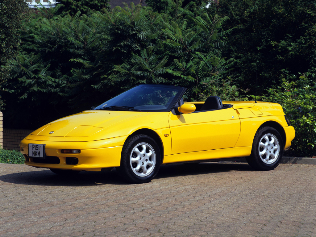 Kia Elan – årsmodell 1999 i bild Bild på Kia Elan – årsmodell 1999