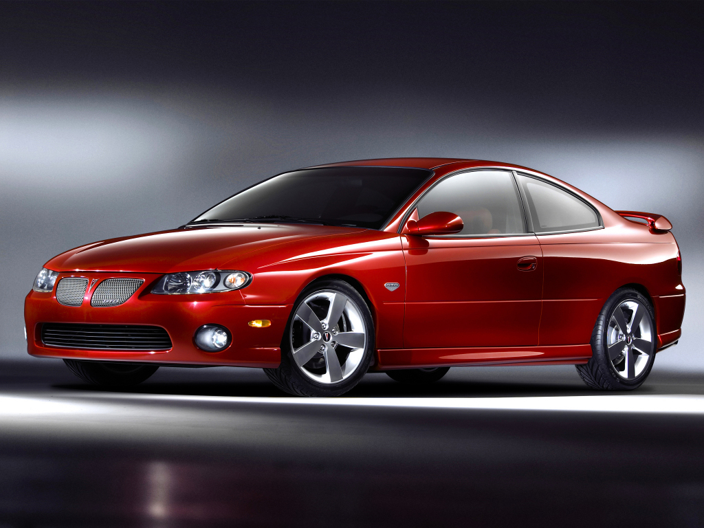 Pontiac GTO Automatic – årsmodell 2003 i bild Bild på Pontiac GTO Automatic – årsmodell 2003