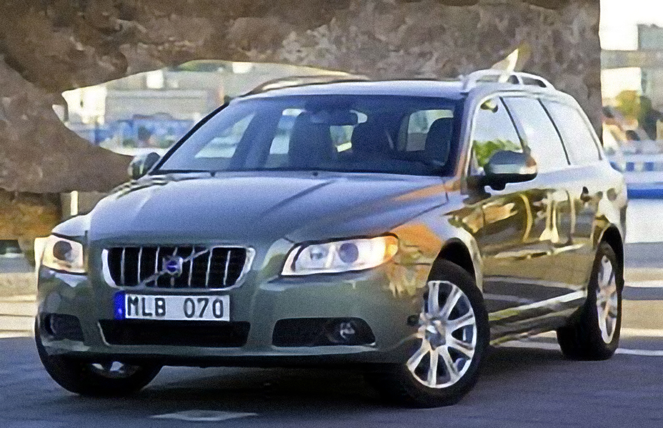 Volvo V70 3.2 – årsmodell 2011 i bild Bild på Volvo V70 3.2 – årsmodell 2011